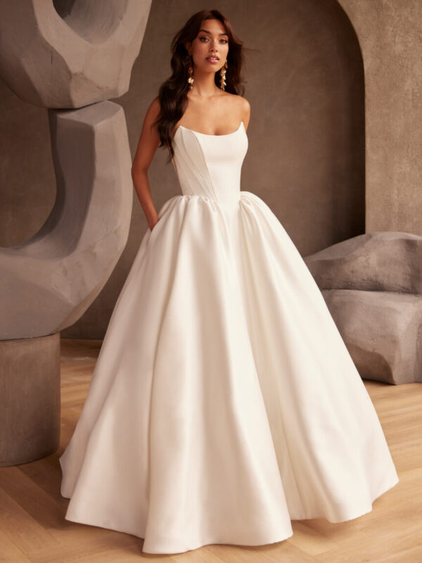 Paloma Blanca Style 5130 (1)